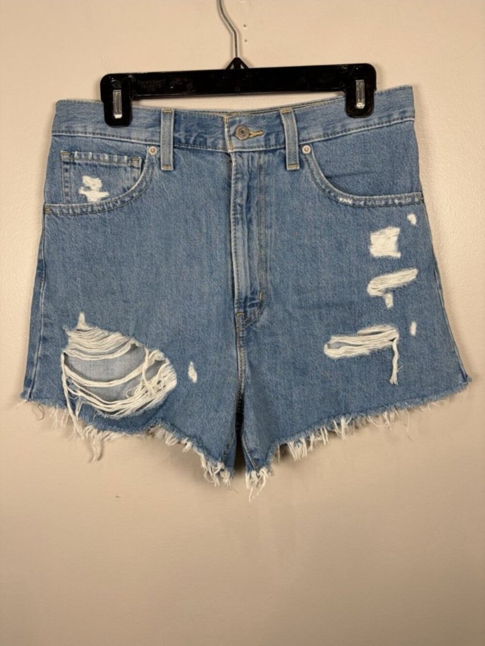 Levi's High Waisted Mom Jean Shorts Size Womens 30 Distressed Light Indigo Jean